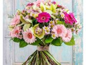 Praca  przy kwiatach - akcja WALENTYNKI 2026 r.