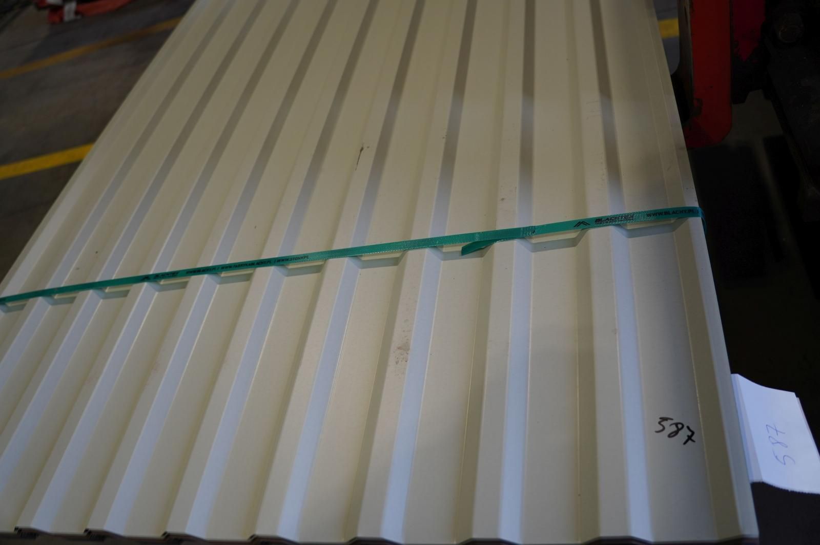 Tanie blachy w paczkach - białe/szare/kremowe podkłady Kolbuszowa - Zdjęcie 1