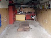 Garaż/mały warsztat do wynajęcia na godziny z pełnym wyposażeniem.