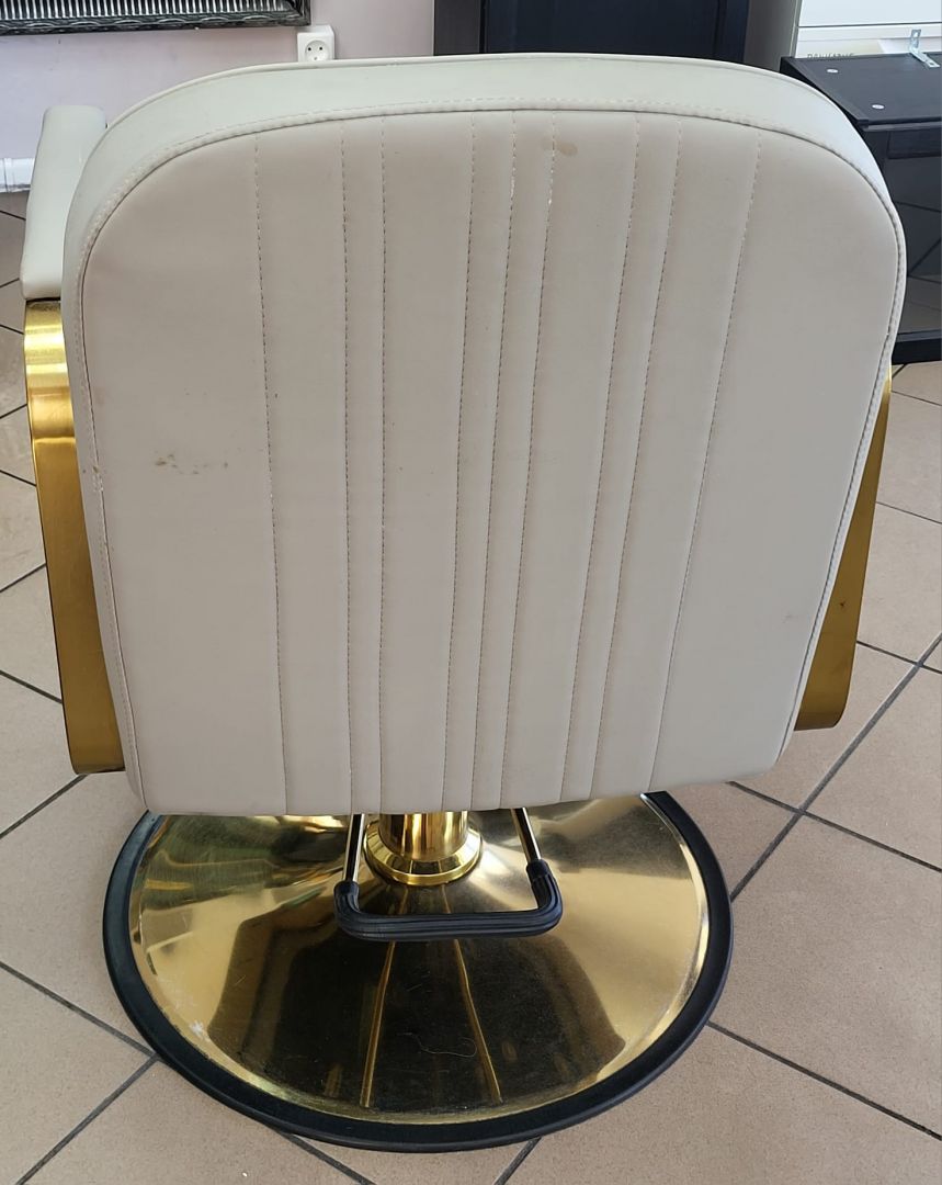 Sprzedam fotel fryzierski Świnoujście - Zdjęcie 1