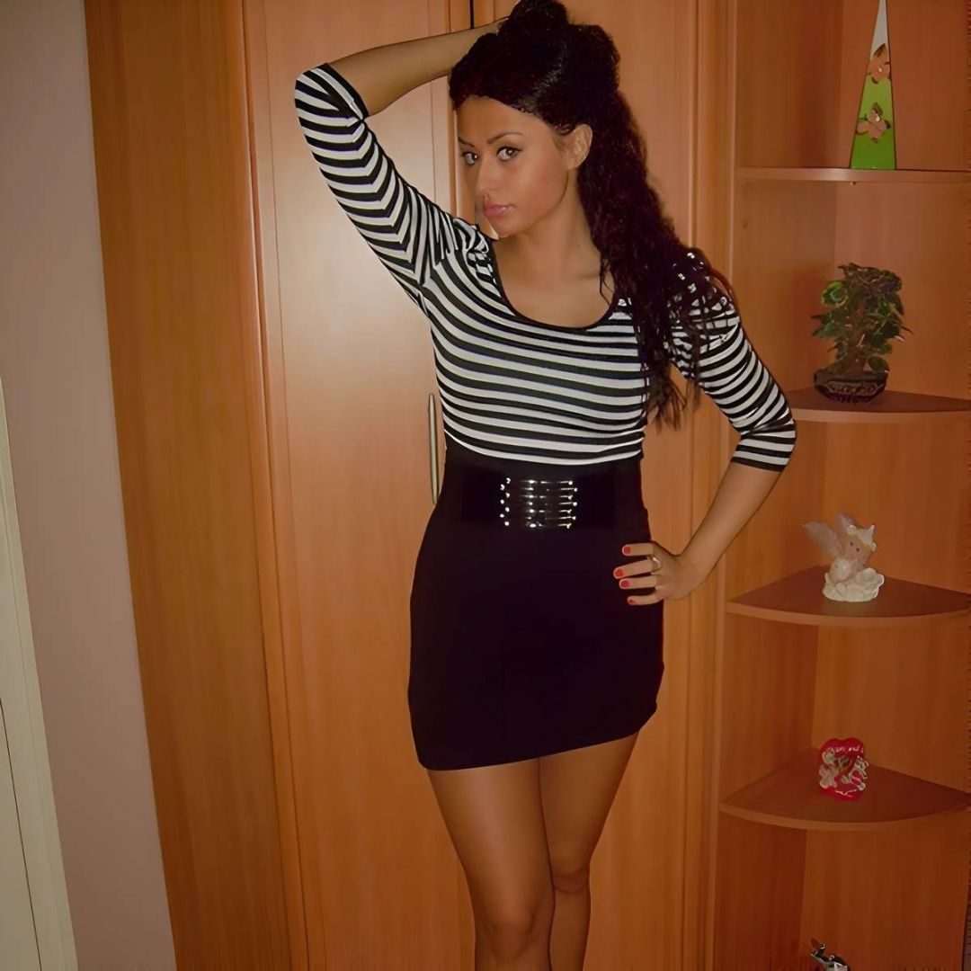 Wolna, znudzona, chętna  - Zdjęcie 1